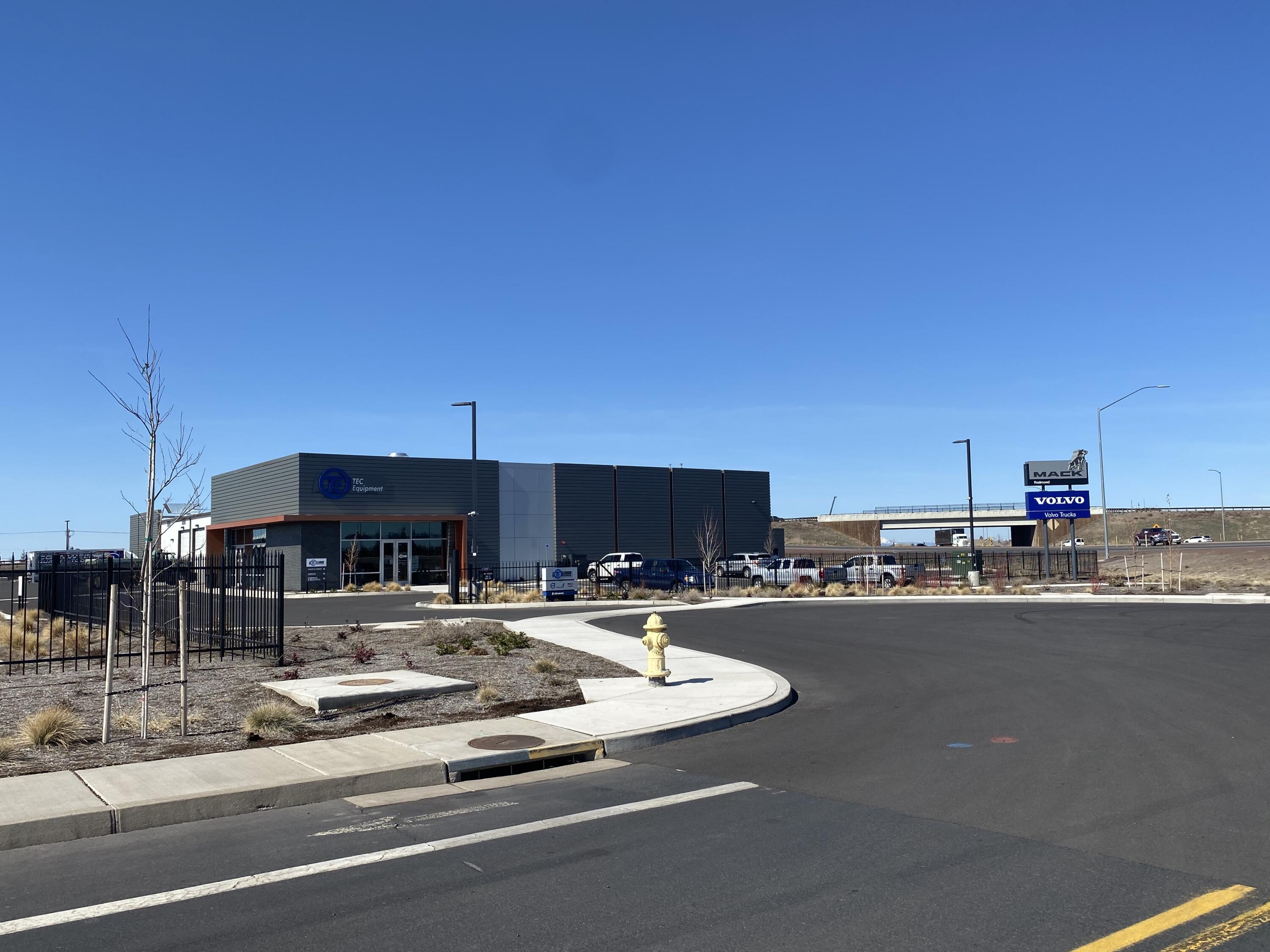 CLAR - Commercial Sale