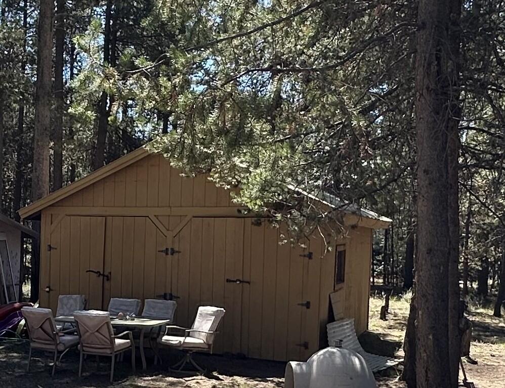 Bieler Boys Est - Land