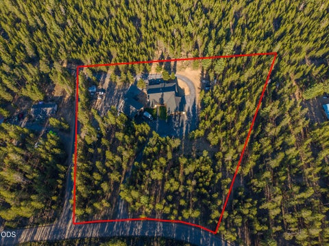 Tiny photo for 15533 Emerald Drive, La Pine, OR 97739 (MLS # 220225002)