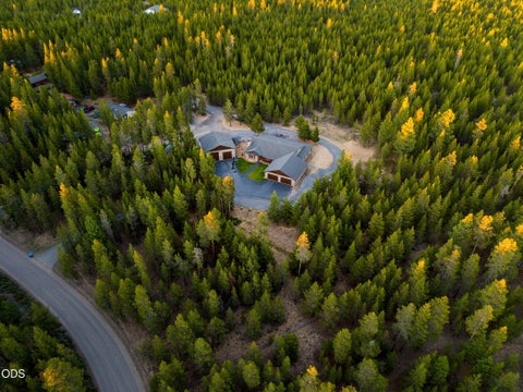 Tiny photo for 15533 Emerald Drive, La Pine, OR 97739 (MLS # 220225002)