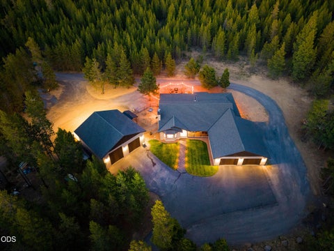 Tiny photo for 15533 Emerald Drive, La Pine, OR 97739 (MLS # 220225002)