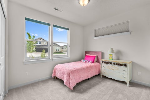 Tiny photo for 1546 NW Varnish Place, Redmond, OR 97756 (MLS # 220224845)