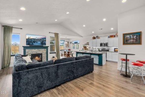 Tiny photo for 1546 NW Varnish Place, Redmond, OR 97756 (MLS # 220224845)