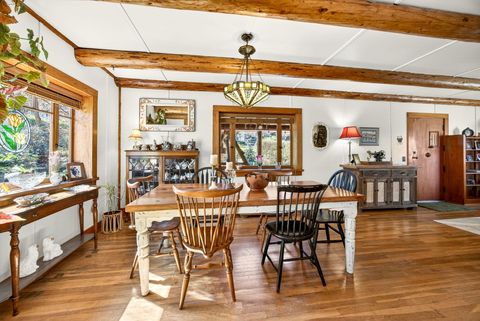 Tiny photo for 645 E California Street, Jacksonville, OR 97530 (MLS # 220217086)