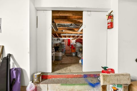 Tiny photo for 645 E California Street, Jacksonville, OR 97530 (MLS # 220217086)