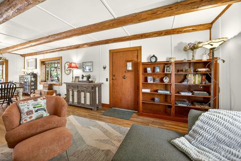 Tiny photo for 645 E California Street, Jacksonville, OR 97530 (MLS # 220217086)