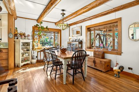 Tiny photo for 645 E California Street, Jacksonville, OR 97530 (MLS # 220217086)