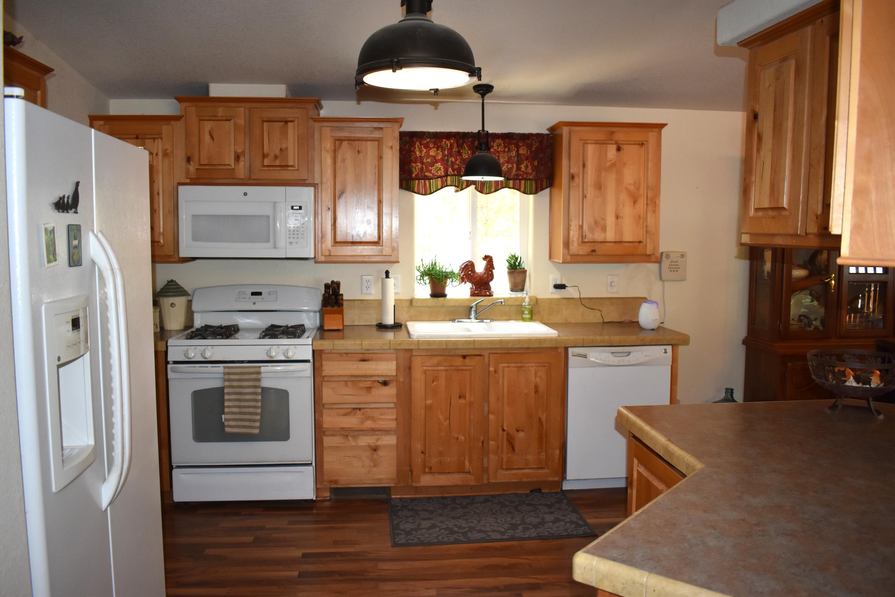 Sun Forest Estates - Residential