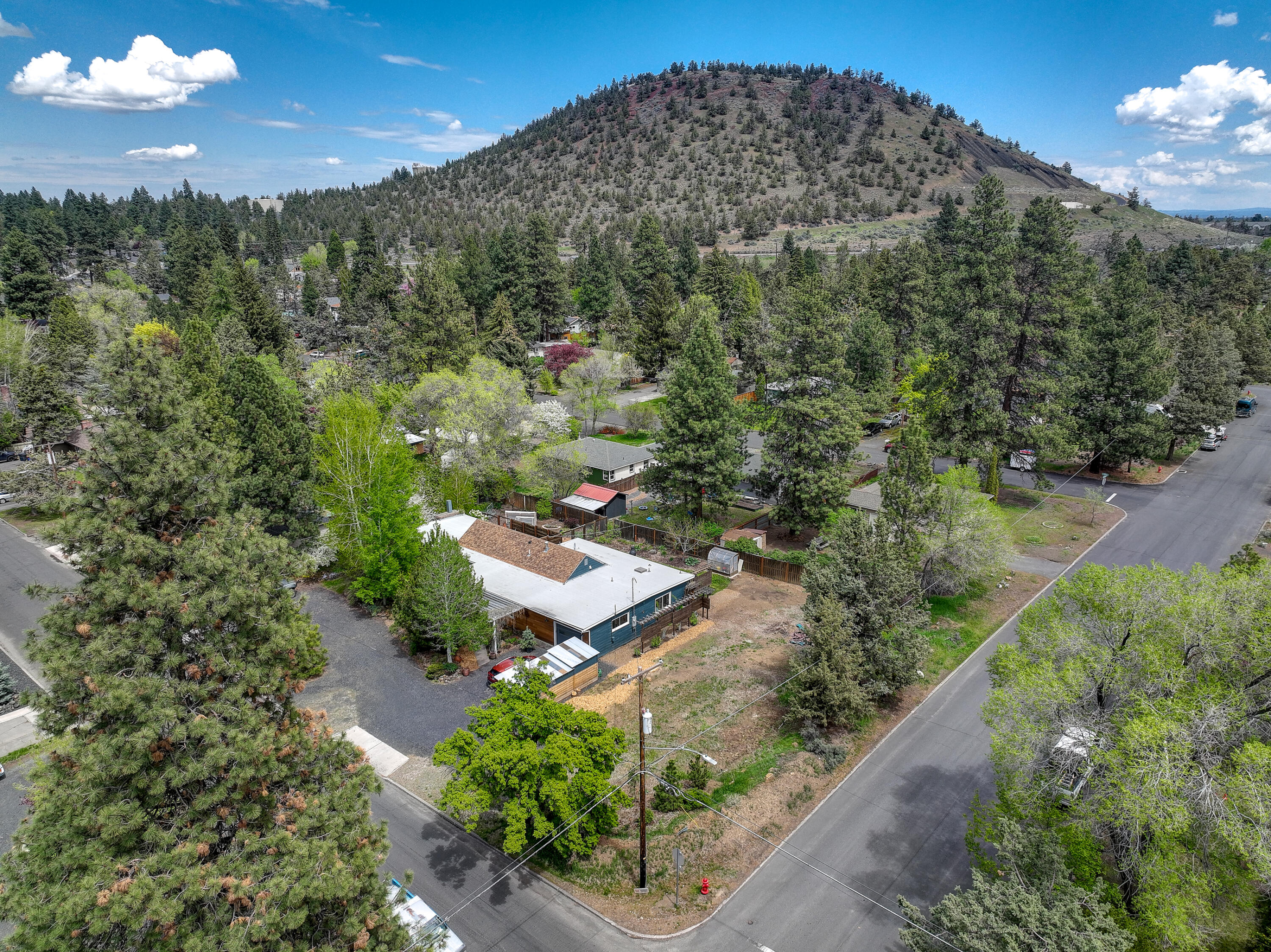 1st Addition Bend Pk - Land