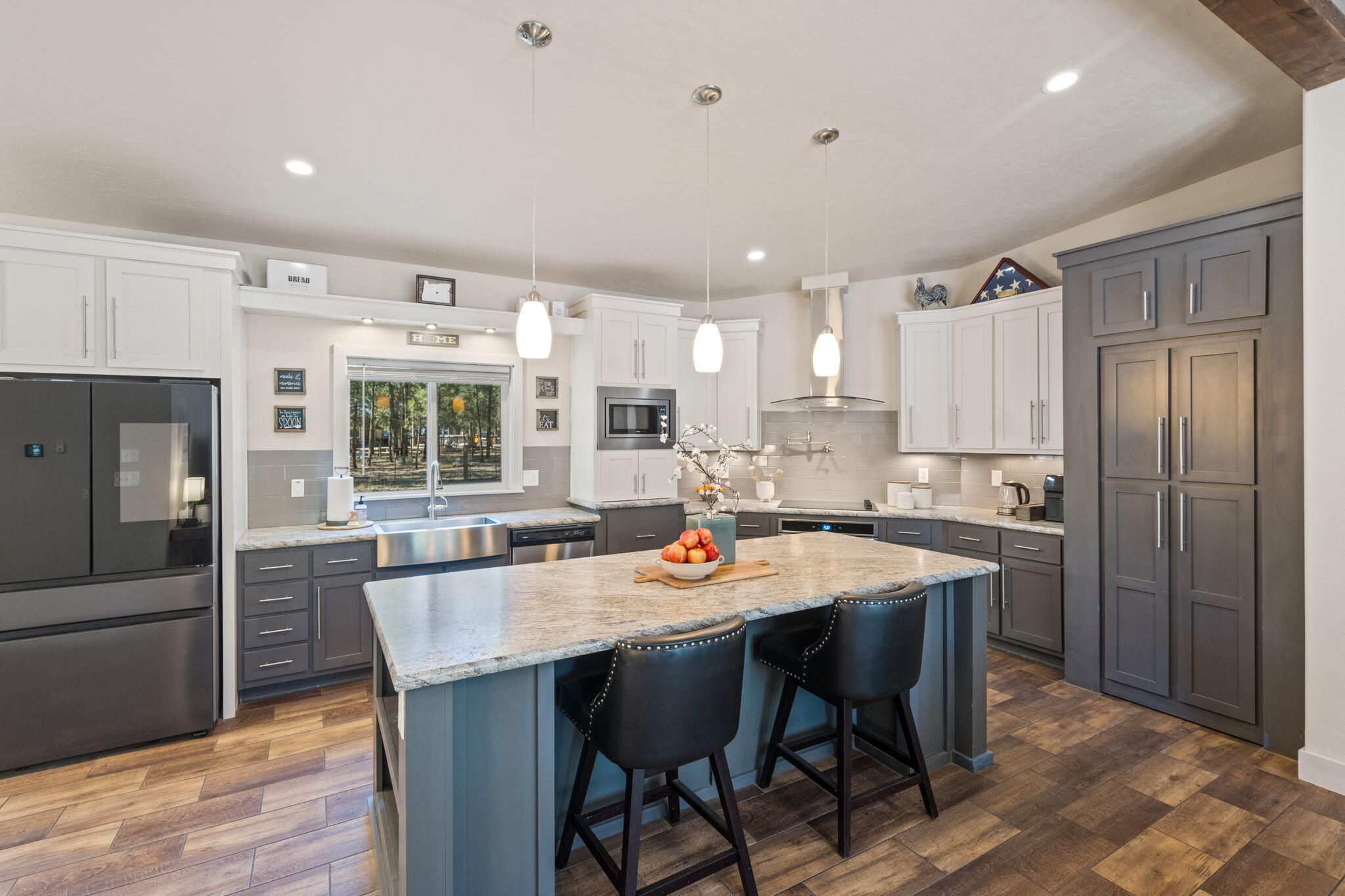 Ponderosa Pines - Residential