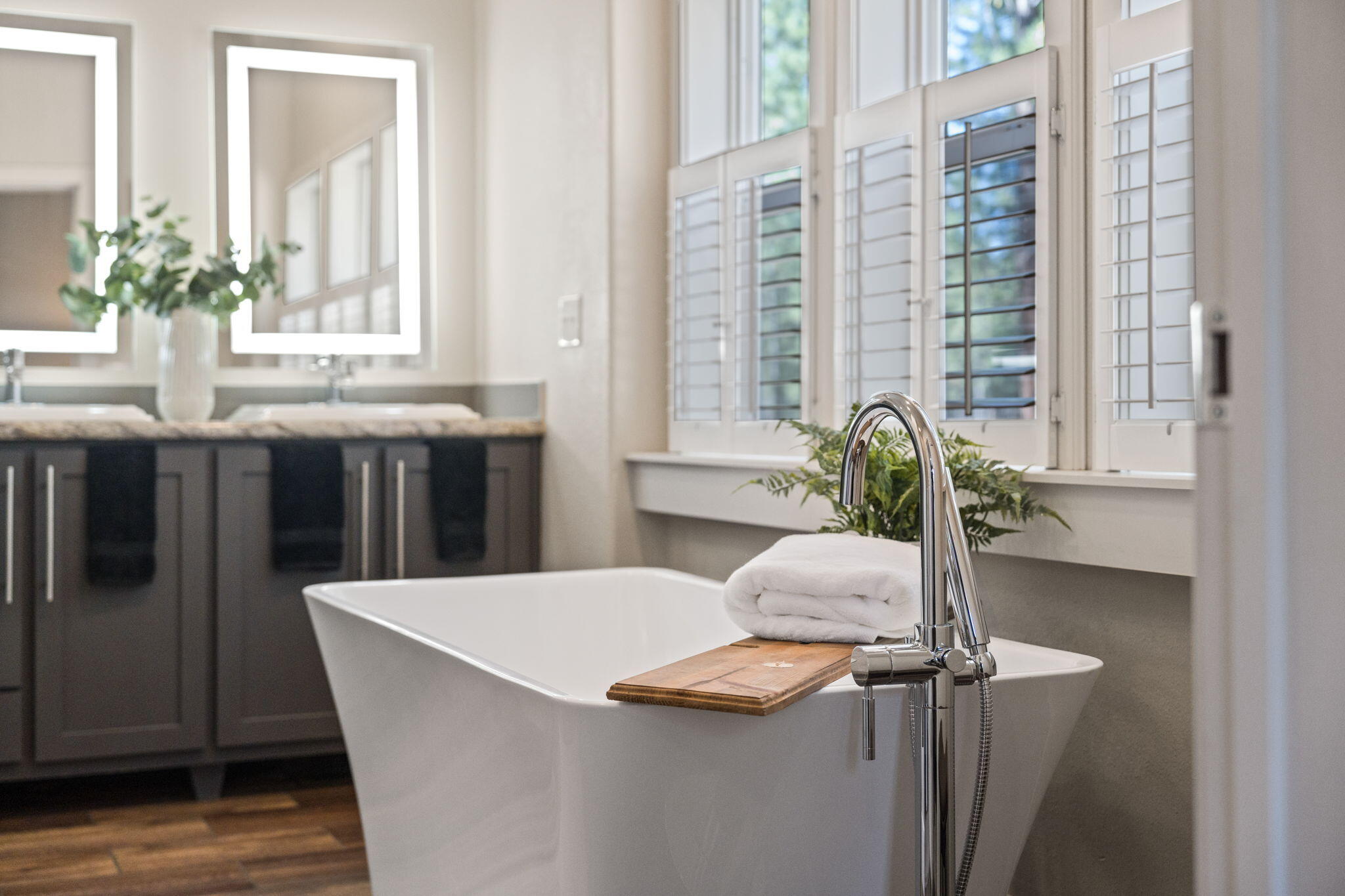 Ponderosa Pines - Residential