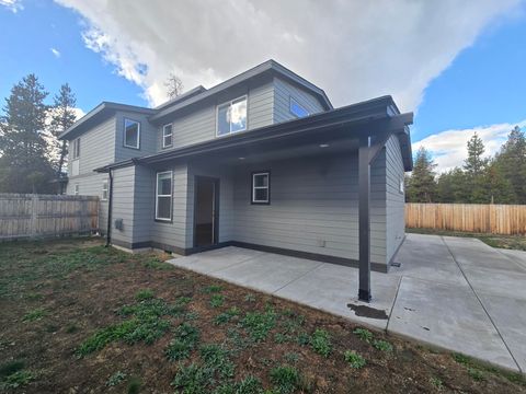 Tiny photo for 16480 Carter Court, La Pine, OR 97739 (MLS # 220209758)