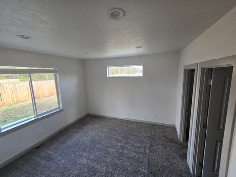 Tiny photo for 16480 Carter Court, La Pine, OR 97739 (MLS # 220209758)