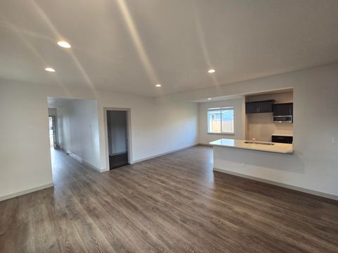 Tiny photo for 16480 Carter Court, La Pine, OR 97739 (MLS # 220209758)