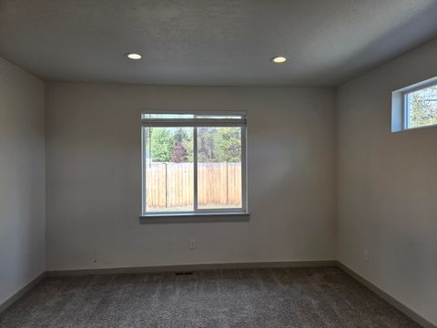 Tiny photo for 16480 Carter Court, La Pine, OR 97739 (MLS # 220209758)
