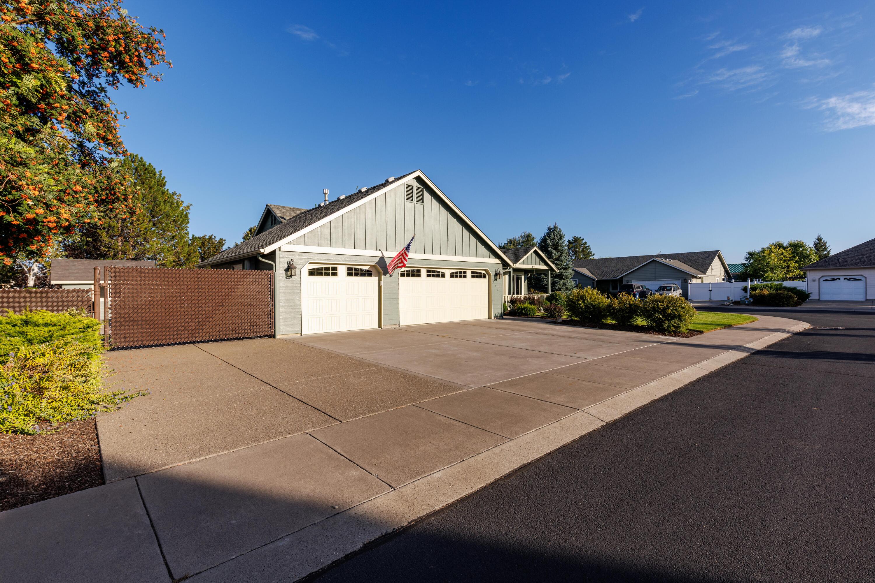 3820 SW Gene Sarazan Drive
