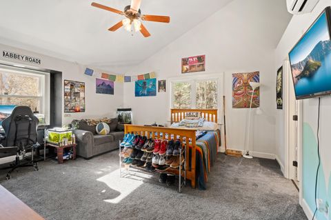 Tiny photo for 18781 E Evans Creek Road, Rogue River, OR 97537 (MLS # 220214903)