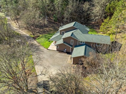 Tiny photo for 18781 E Evans Creek Road, Rogue River, OR 97537 (MLS # 220214903)