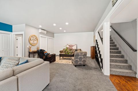 Tiny photo for 18781 E Evans Creek Road, Rogue River, OR 97537 (MLS # 220214903)