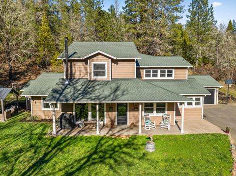 Tiny photo for 18781 E Evans Creek Road, Rogue River, OR 97537 (MLS # 220214903)