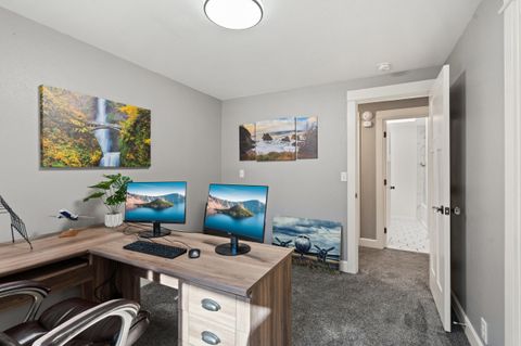 Tiny photo for 18781 E Evans Creek Road, Rogue River, OR 97537 (MLS # 220214903)