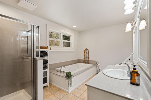 Tiny photo for 18781 E Evans Creek Road, Rogue River, OR 97537 (MLS # 220214903)