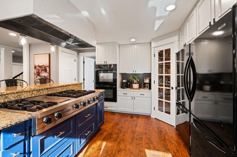 Tiny photo for 18781 E Evans Creek Road, Rogue River, OR 97537 (MLS # 220214903)