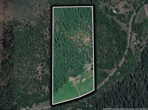 Tiny photo for 18781 E Evans Creek Road, Rogue River, OR 97537 (MLS # 220214903)
