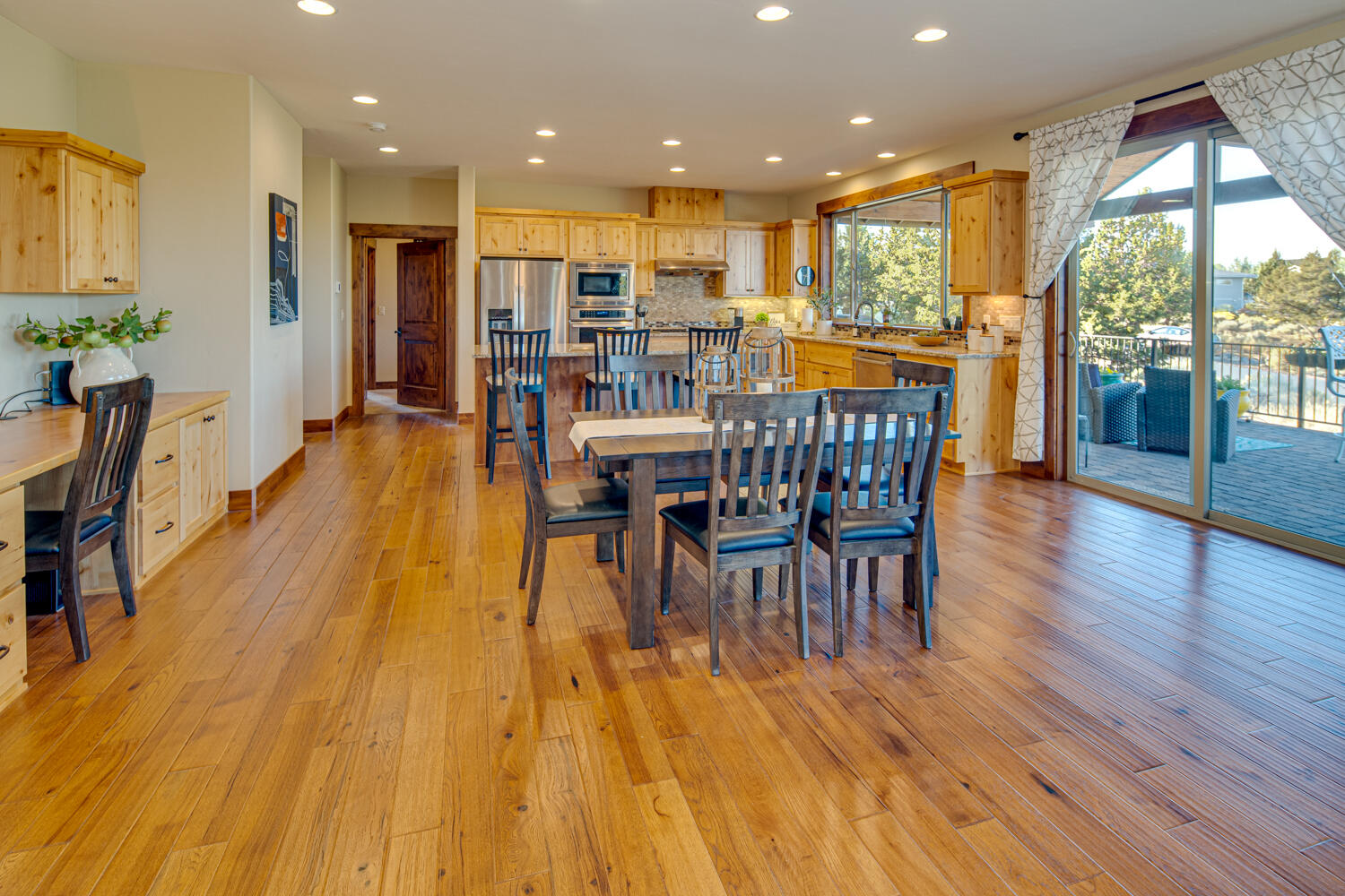 Eagle Crest - Residential