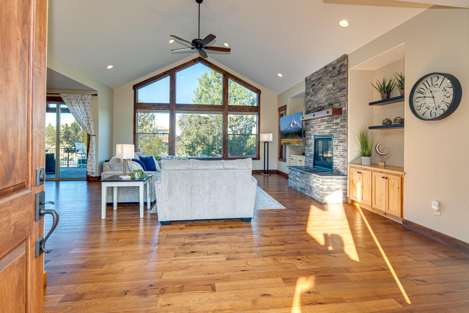 Eagle Crest - Residential