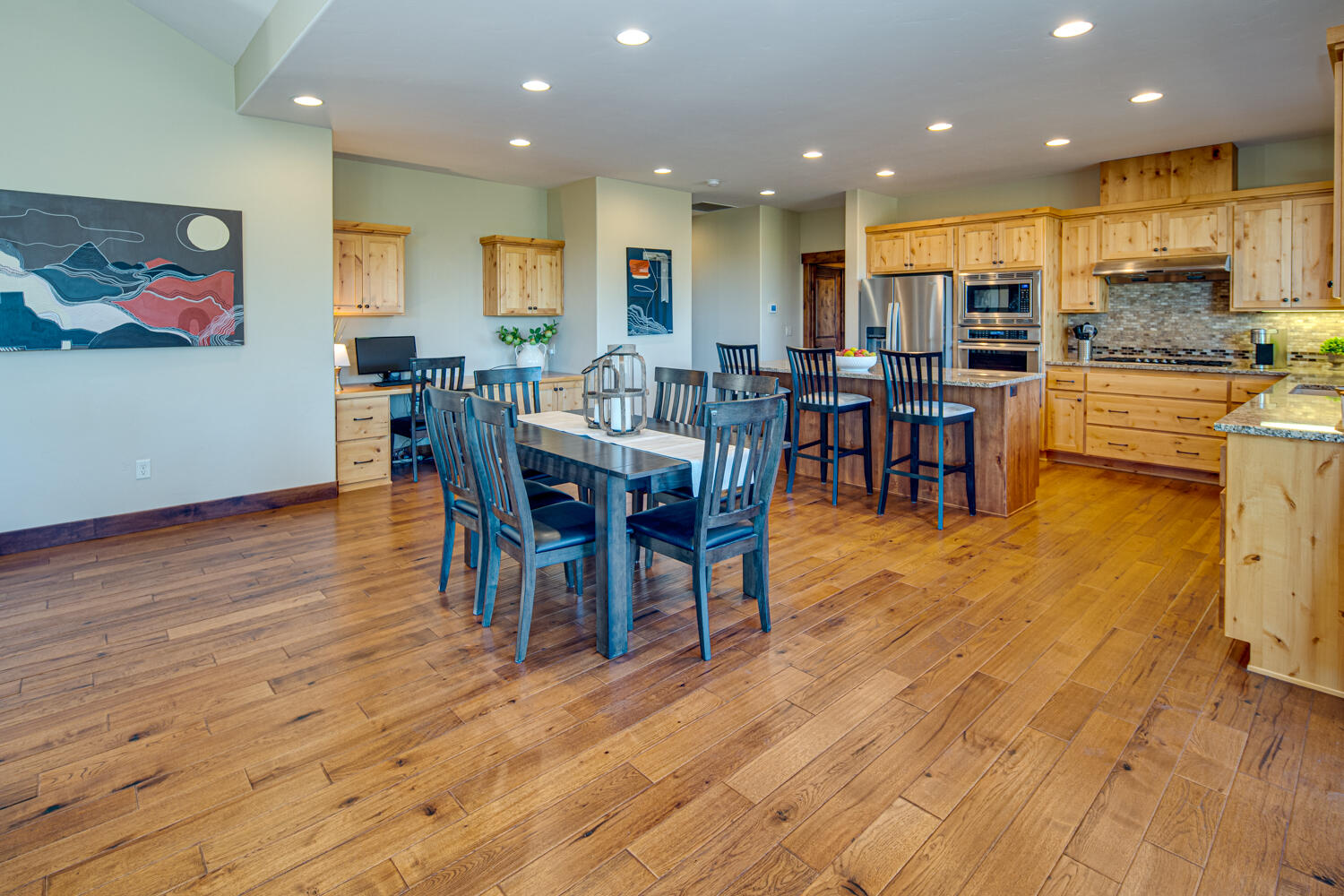 Eagle Crest - Residential