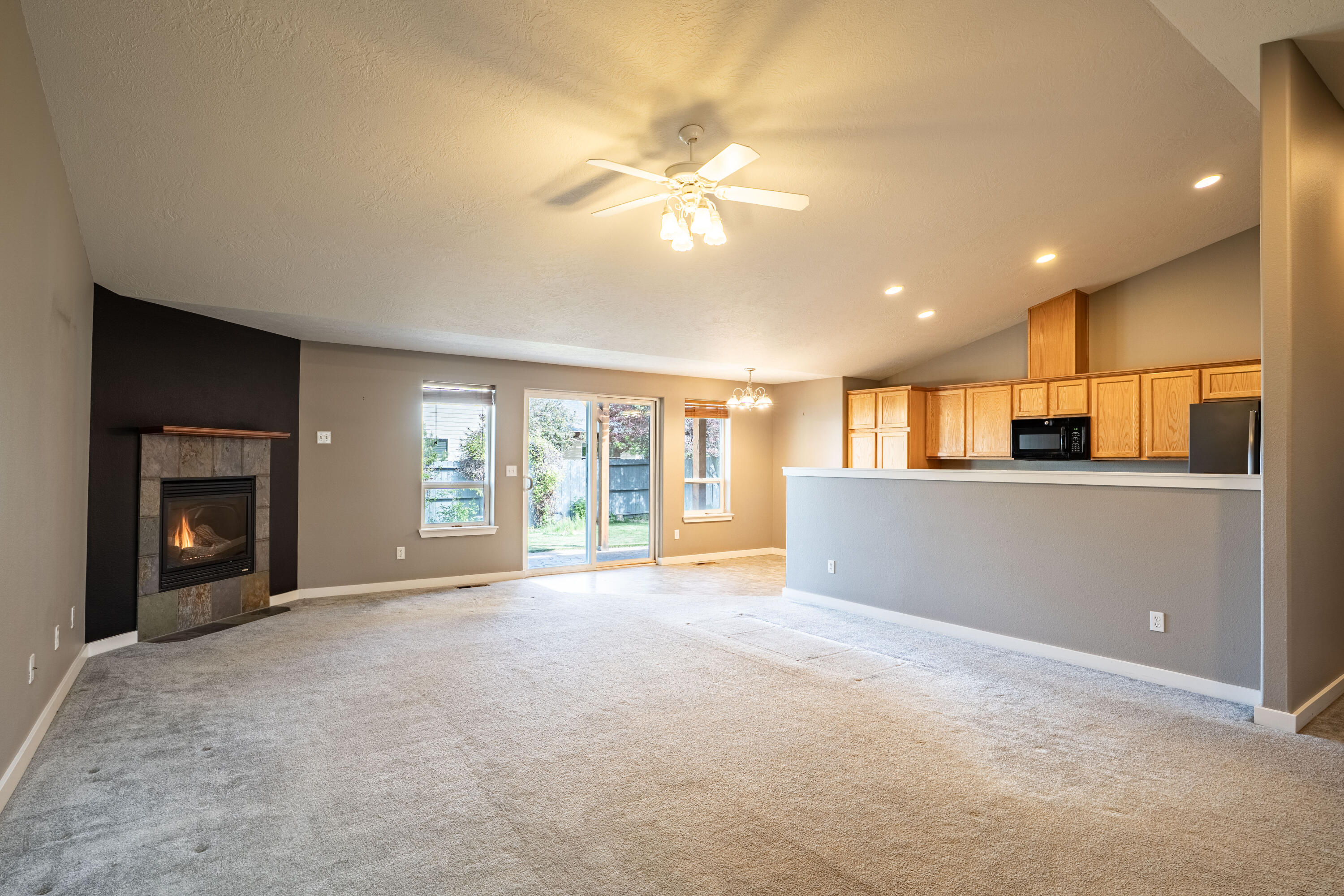 2144 NW Spruce Court