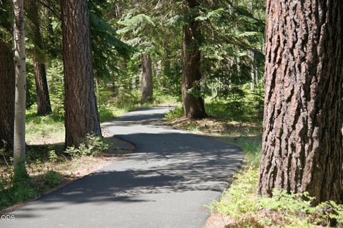 Tiny photo for 13569 Valerian #AH3, Black Butte Ranch, OR 97759 (MLS # 220224588)
