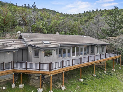 Tiny photo for 465 Strawberry Hill Lane, Jacksonville, OR 97530 (MLS # 220224388)