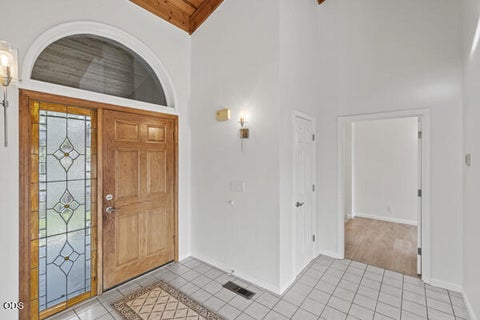 Tiny photo for 465 Strawberry Hill Lane, Jacksonville, OR 97530 (MLS # 220224388)