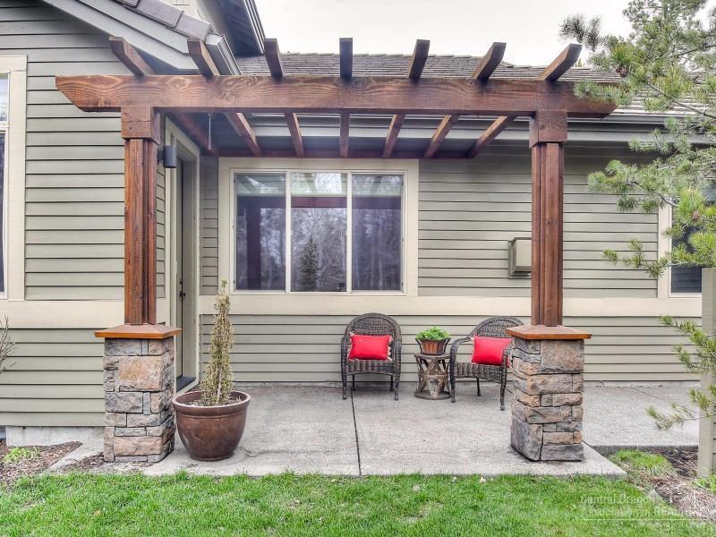 Broken Top - Residential