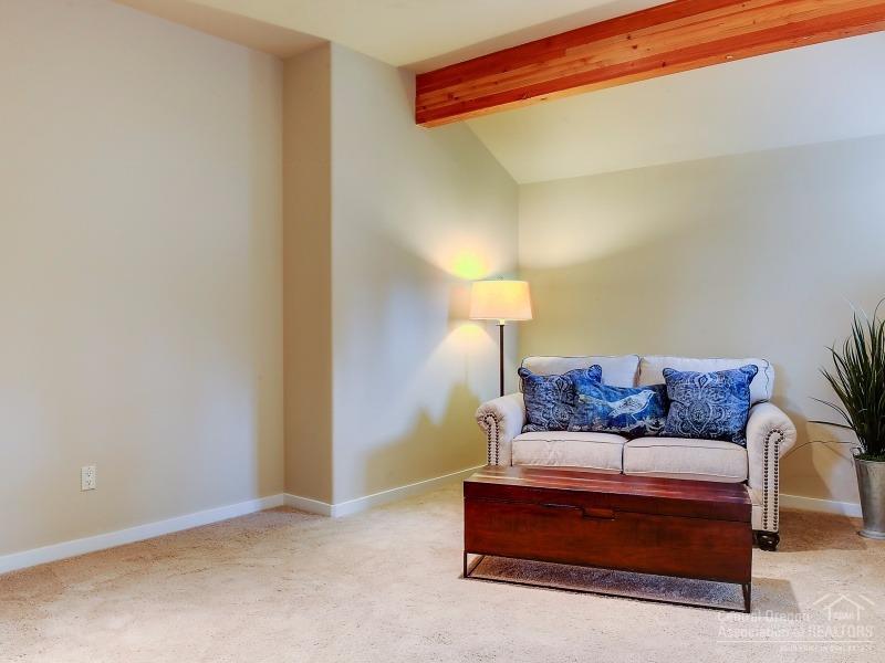 Broken Top - Residential