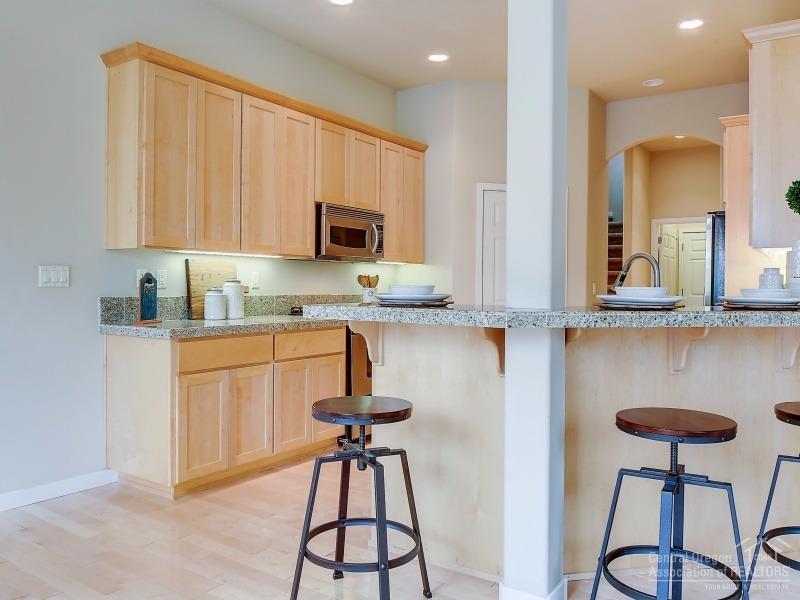 Broken Top - Residential