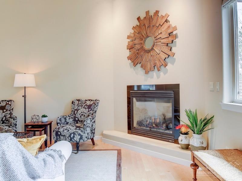 Broken Top - Residential