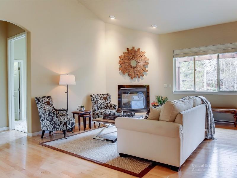 Broken Top - Residential