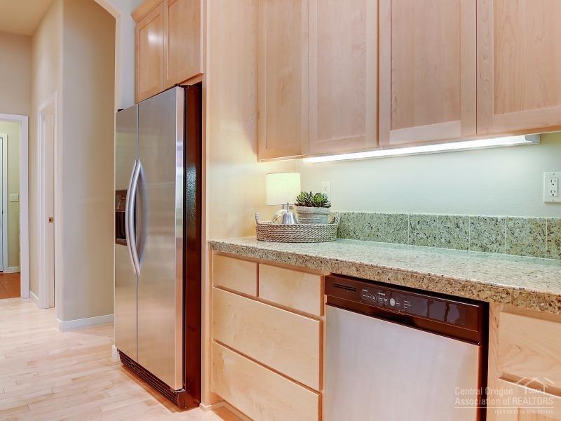 Broken Top - Residential