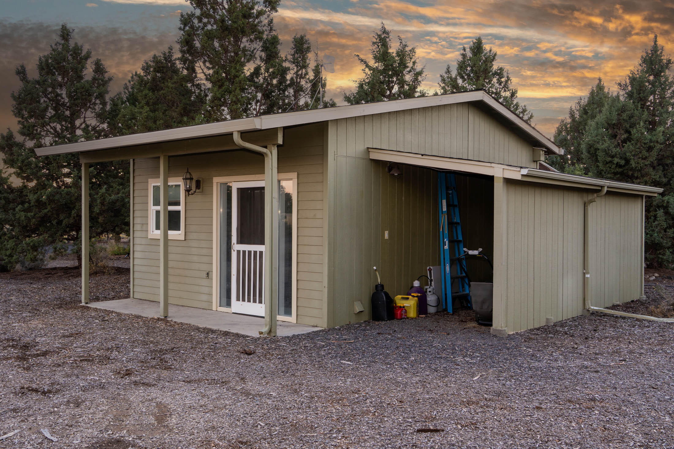 Bend Cascade View - Residential