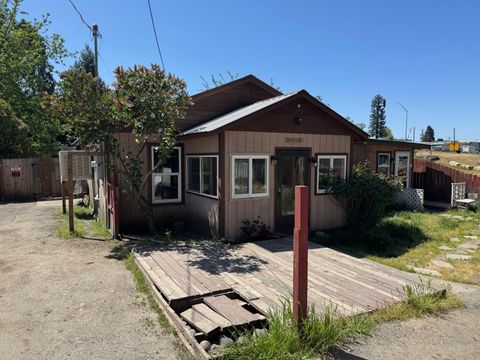 299 Reddy Street Grants Pass OR 97527
