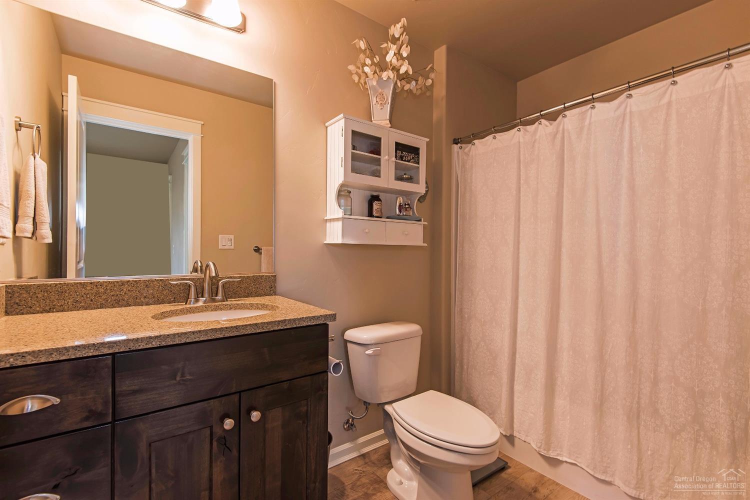 Lava Ridges - Residential