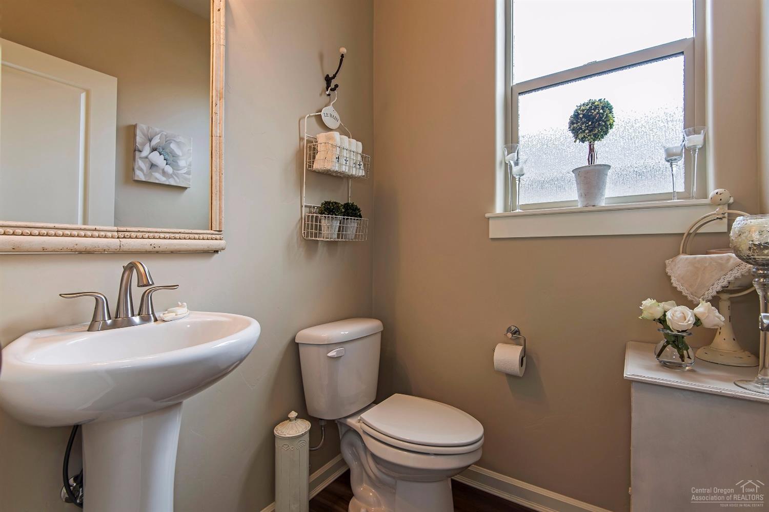 Lava Ridges - Residential