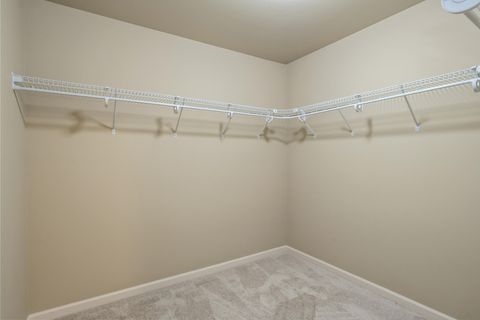 Tiny photo for 63020 NE Amherst Place, Bend, OR 97701 (MLS # 220212489)