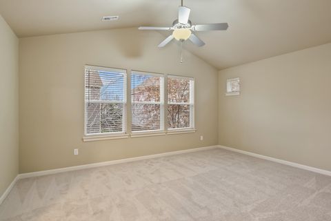 Tiny photo for 63020 NE Amherst Place, Bend, OR 97701 (MLS # 220212489)