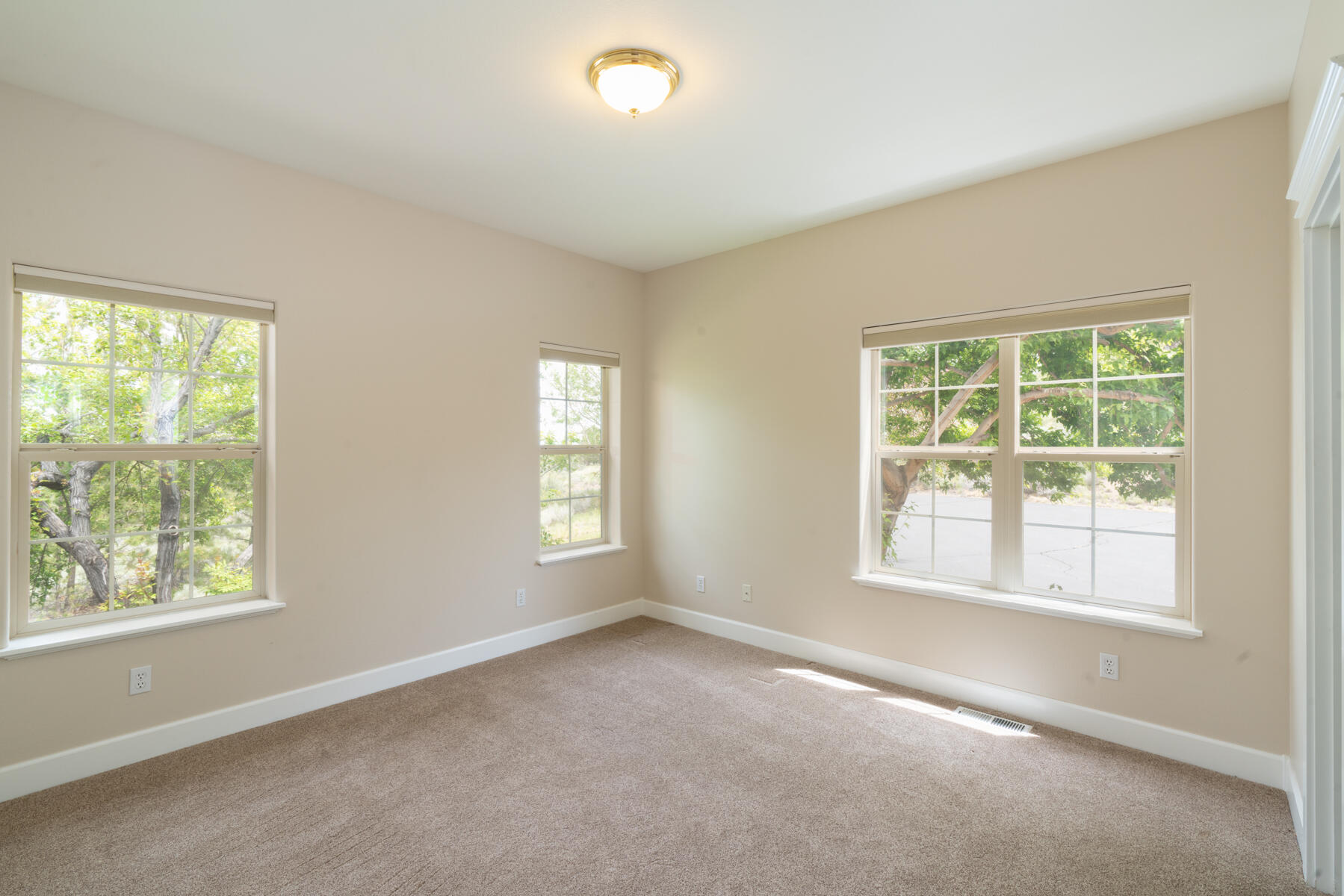 Sundance East - Residential