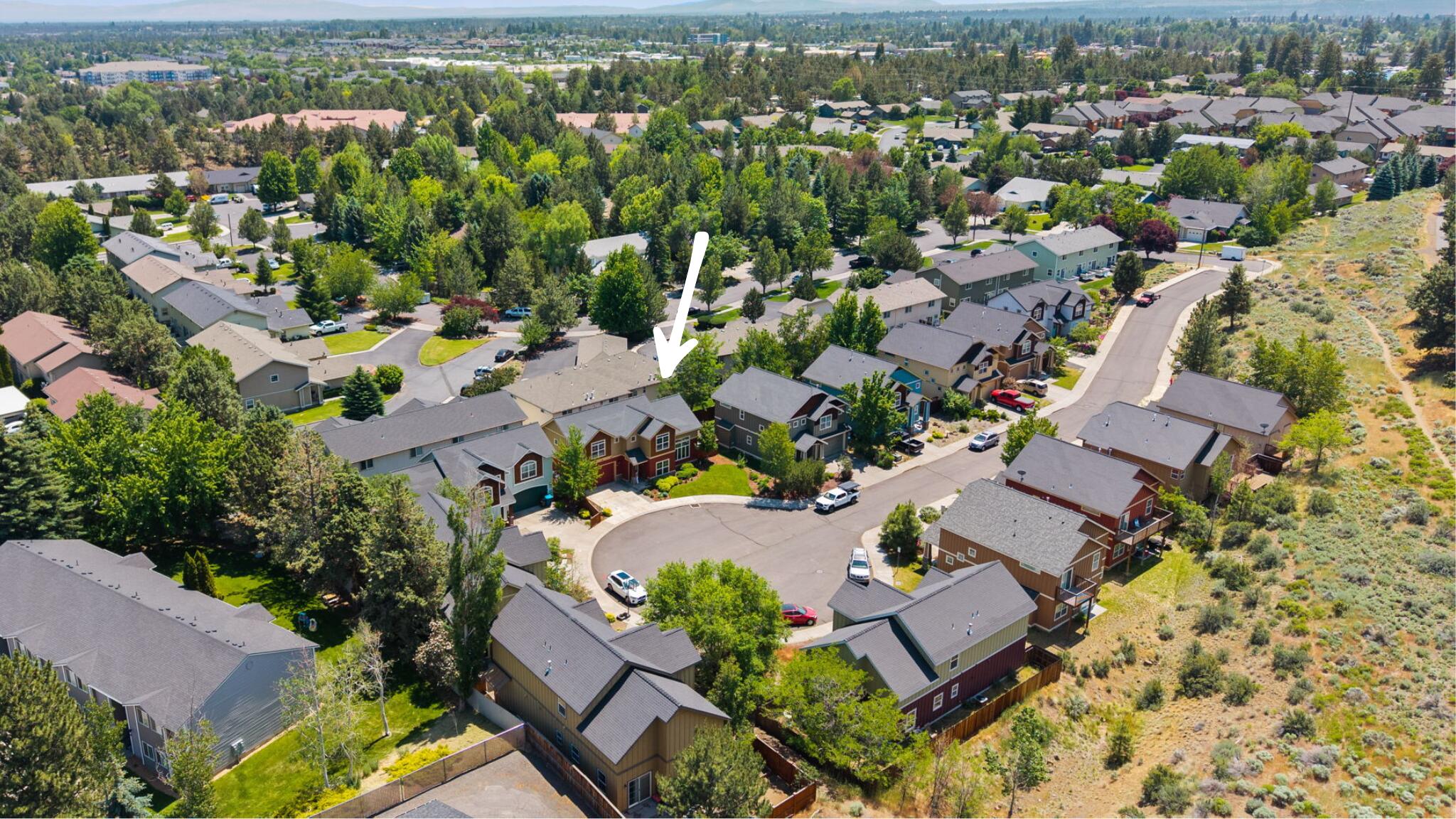 1072 NE Parkview Court