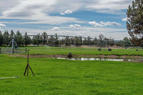 Tiny photo for 61140 Obernolte Road, Bend, OR 97701 (MLS # 220209932)